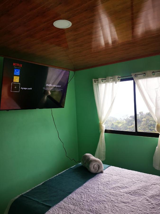 Las Colinas Glamping Turrialba Bagian luar foto