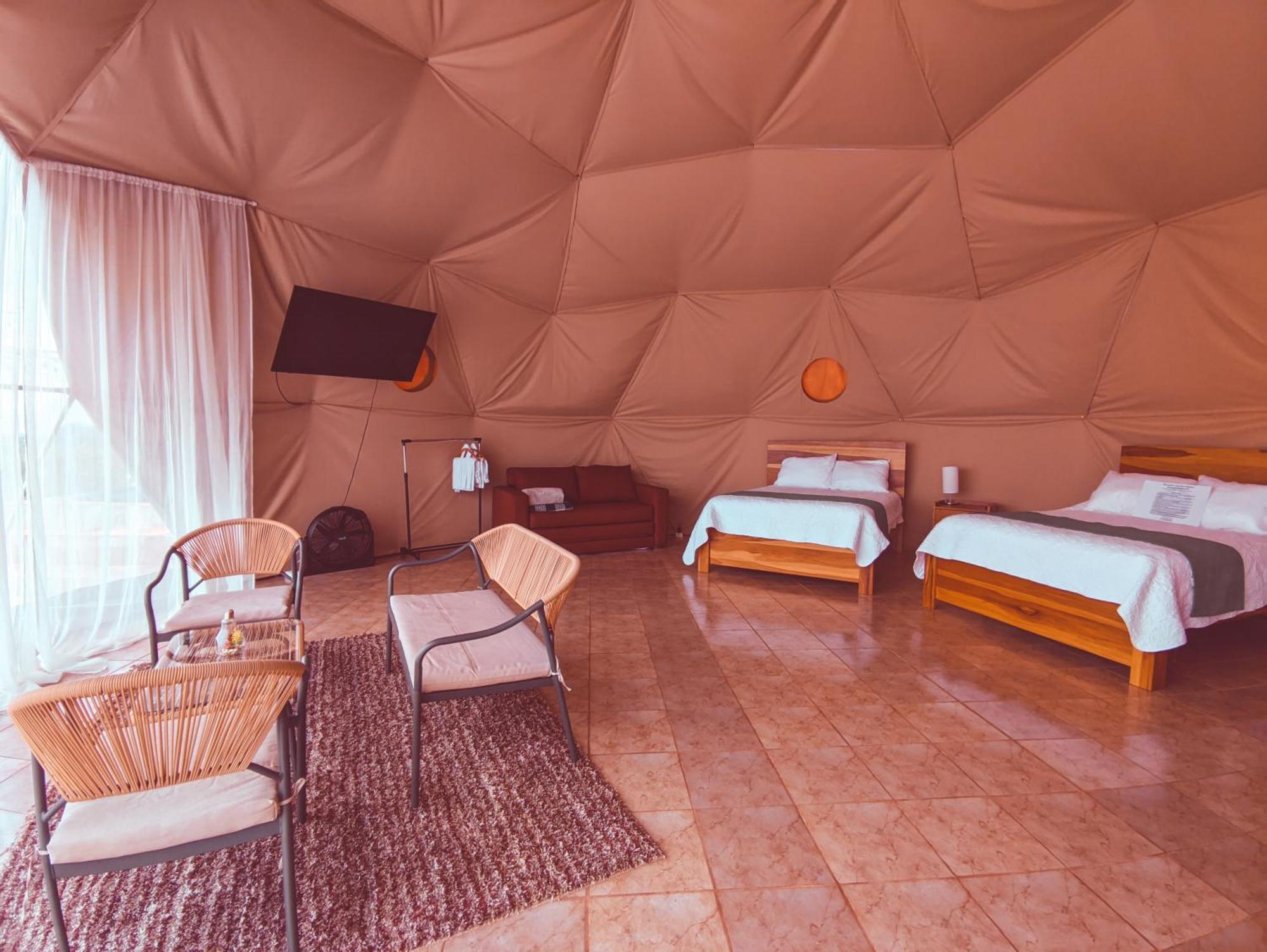 Las Colinas Glamping Turrialba Bagian luar foto