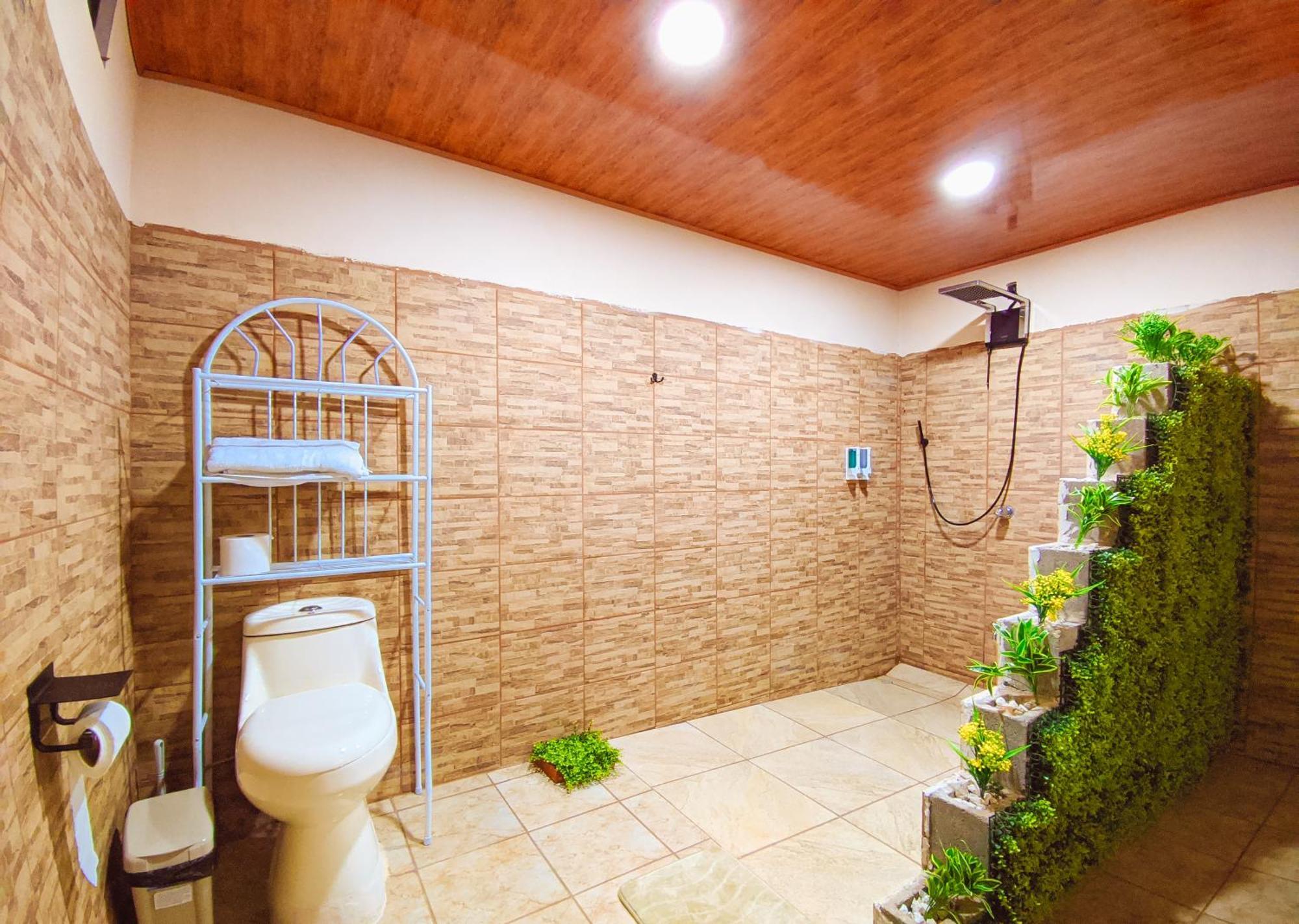 Las Colinas Glamping Turrialba Bagian luar foto
